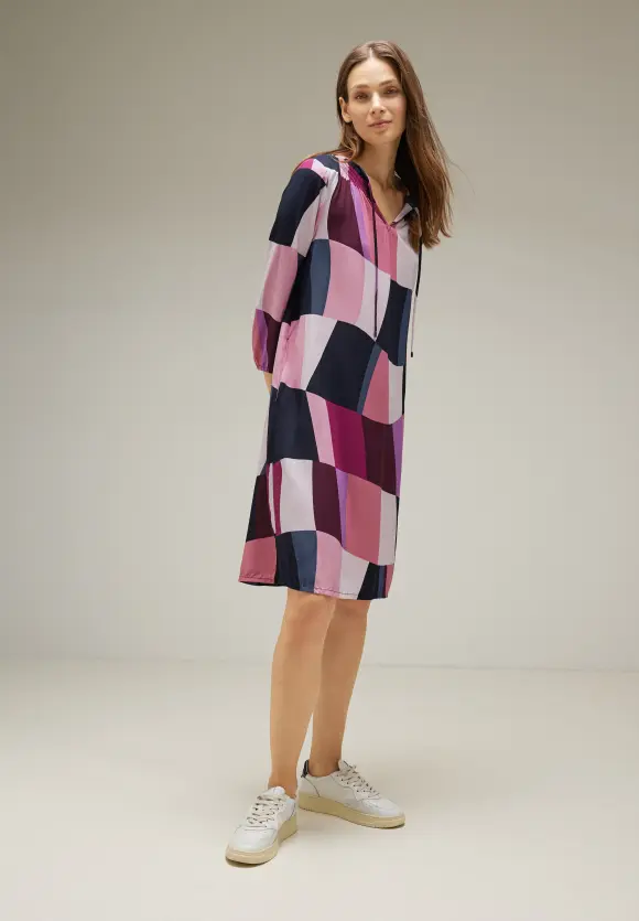 Printkleid mit Smokdetails - legend rose