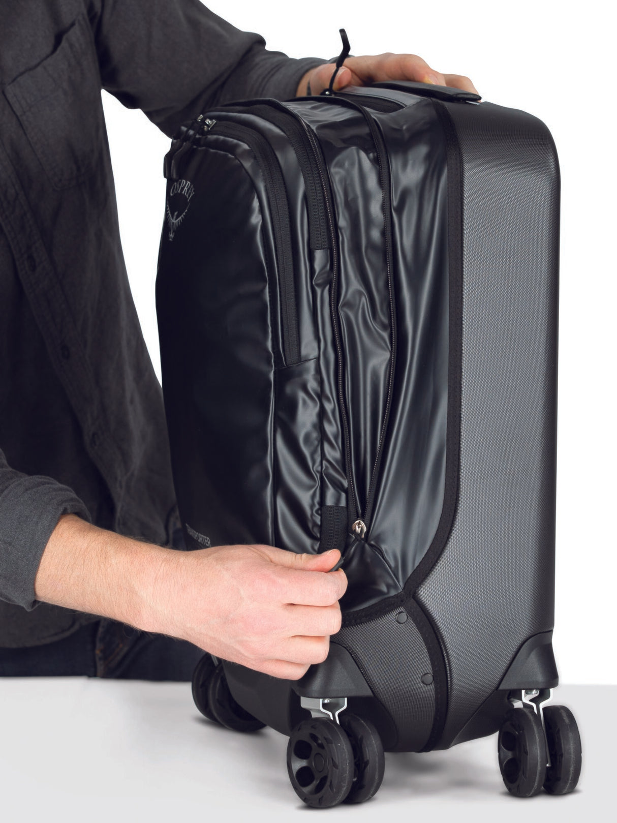 Osprey<br>Transporter Hardside Hybrid 36L