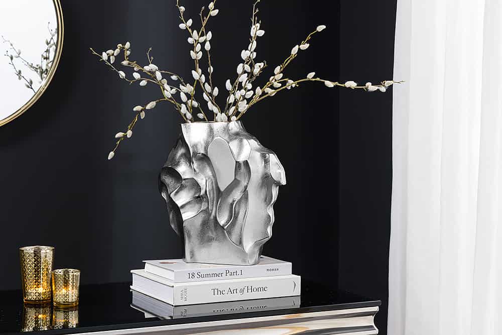 Handgefertigte Vase LIQUID 30cm silber Metall Hammerschlag Design