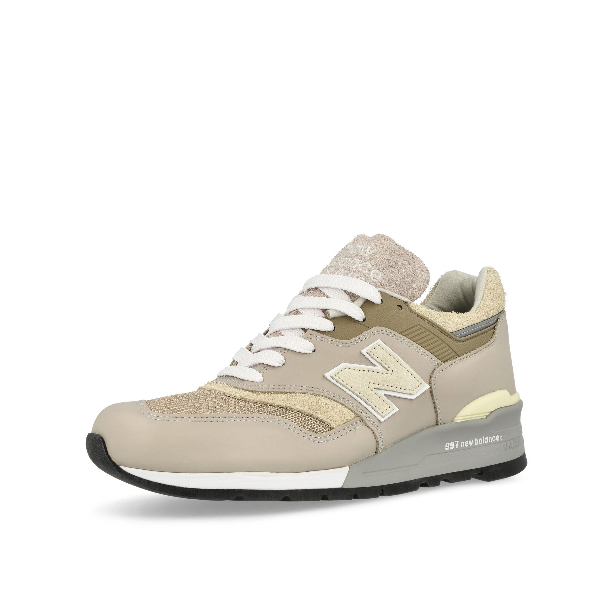 New Balance<br>U997GG