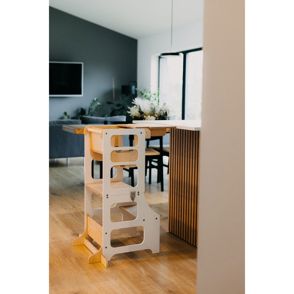 Duck WoodworksDuck Woodworks   klappbarer Lernturm und Hochstuhl weiss