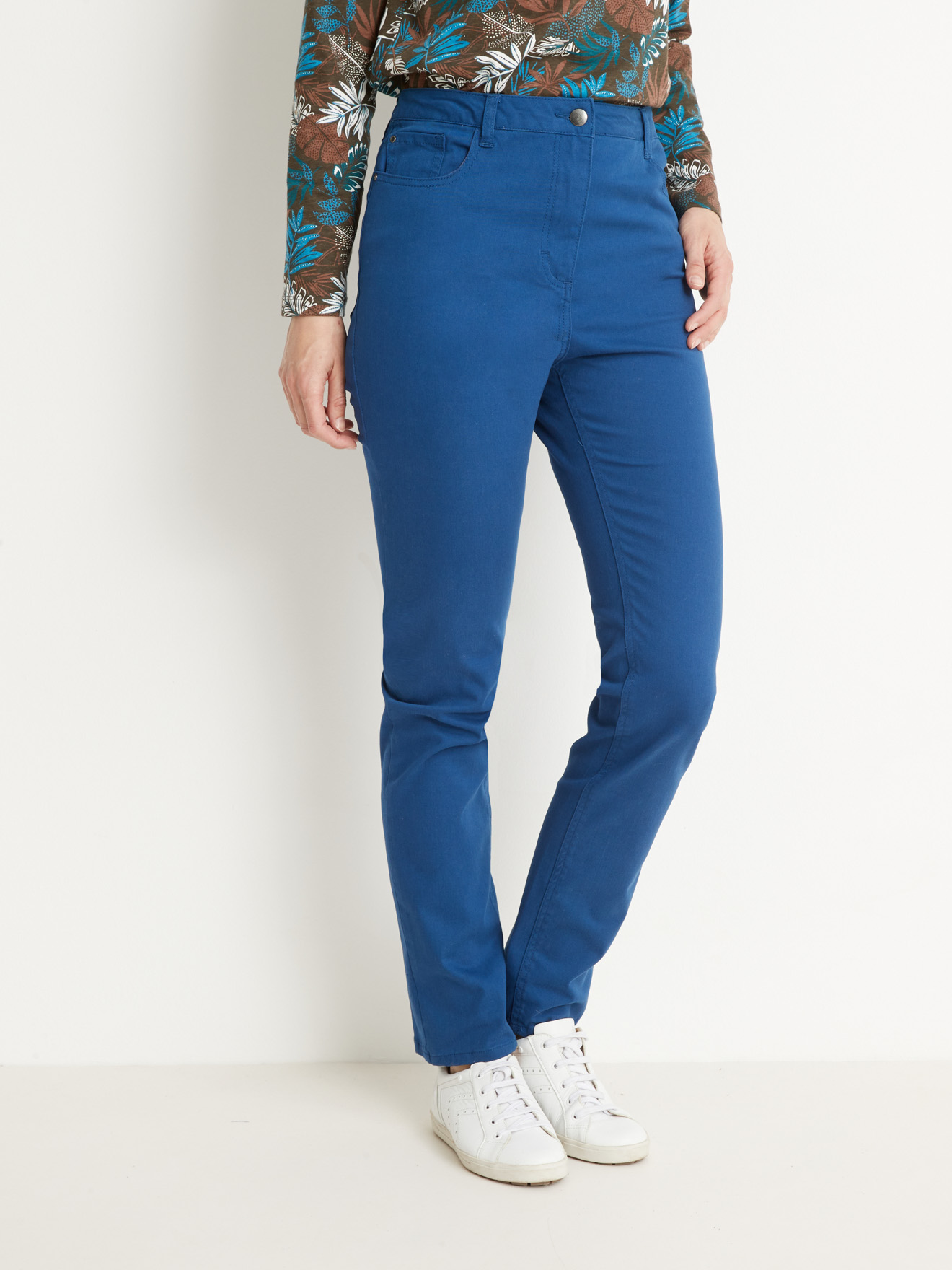 Pantalon 5 poches, spécial ventre rond