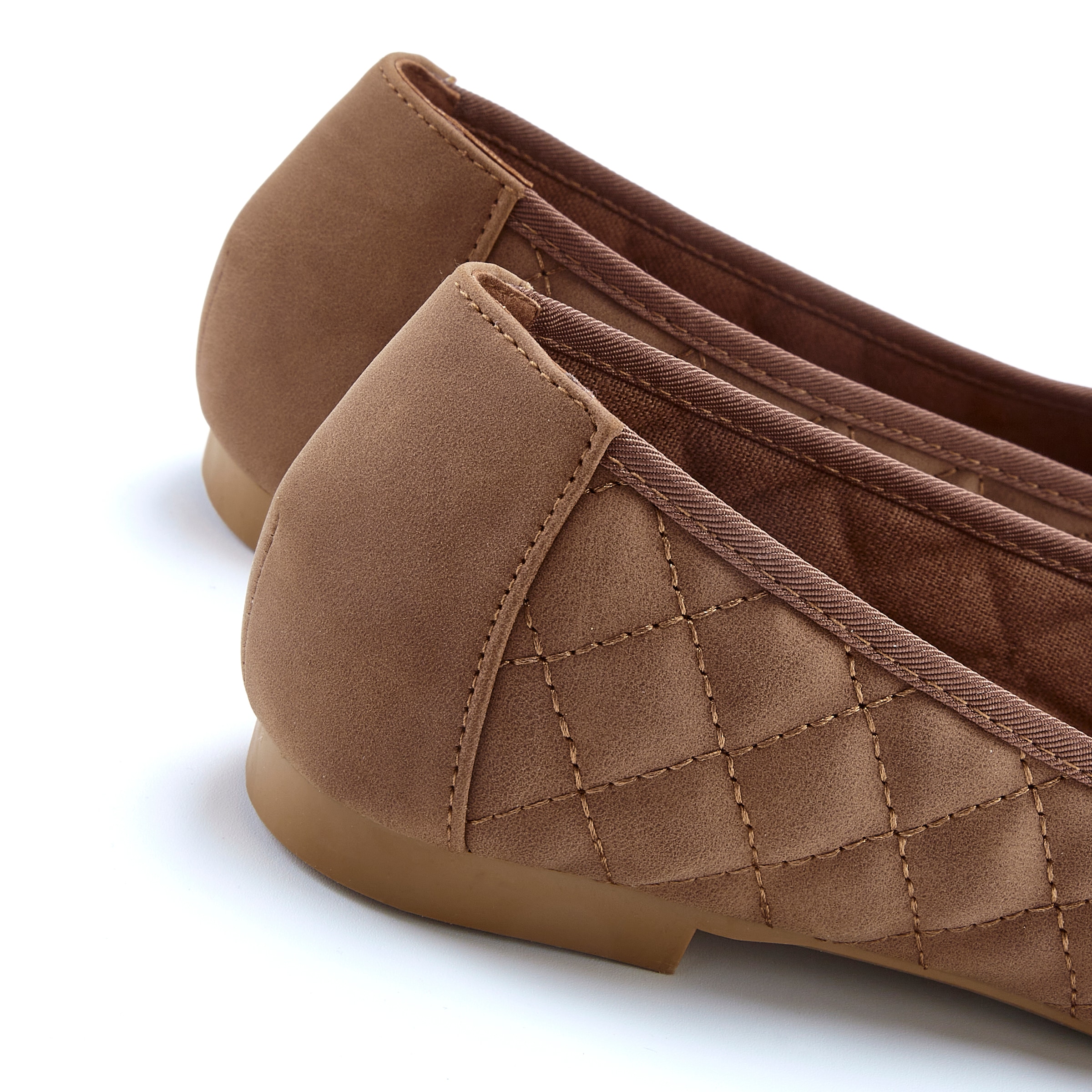 LASCANA Ballerina »Slipper, Schlüpfschuh«  mit Schleifenapplikation VEGAN