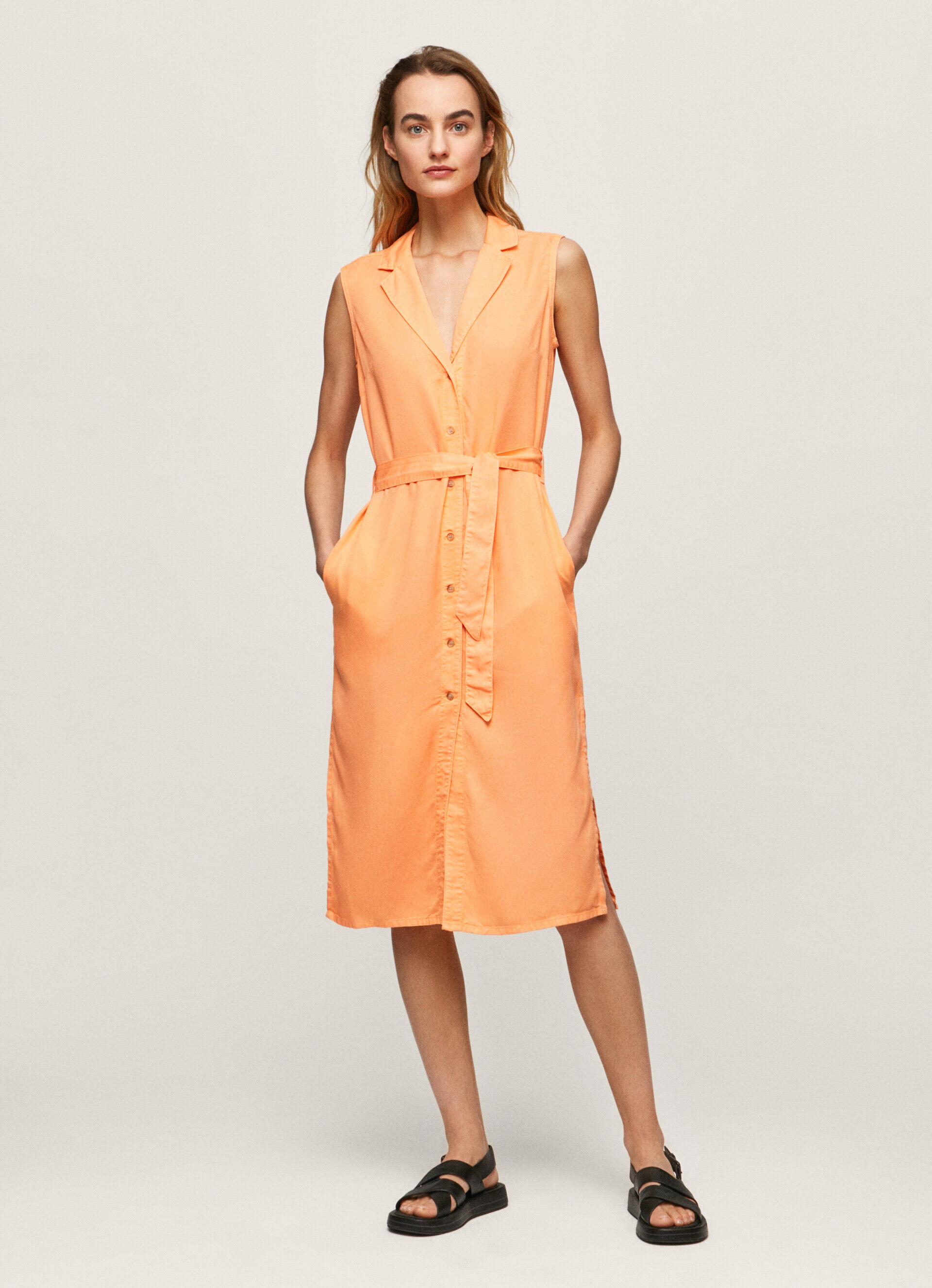 VESTIDO COM GOLA DE LAPELA - pêssego e laranja