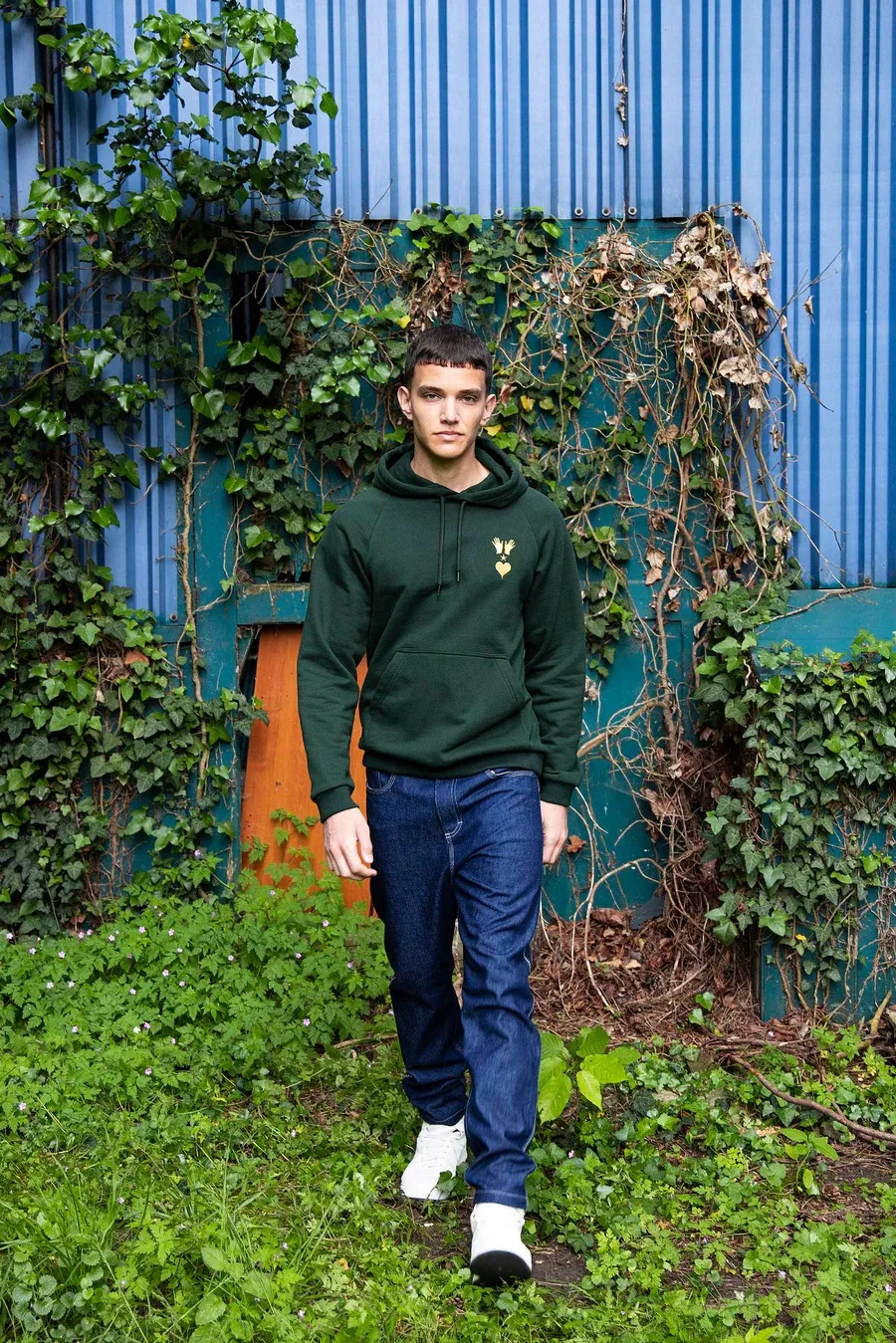 Sweat capuche poche kangourou Misericordia