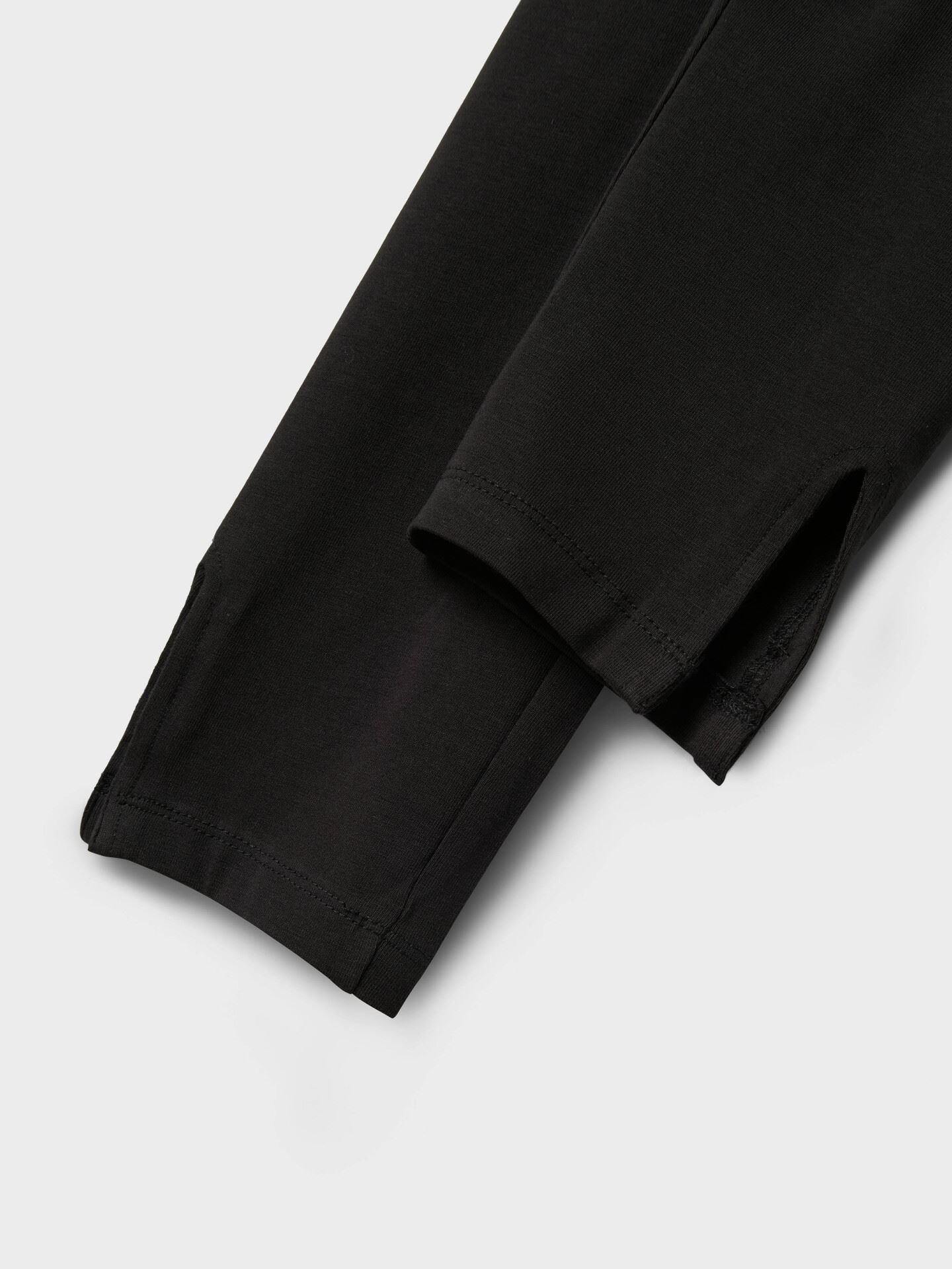 Jennela Capri Legging
