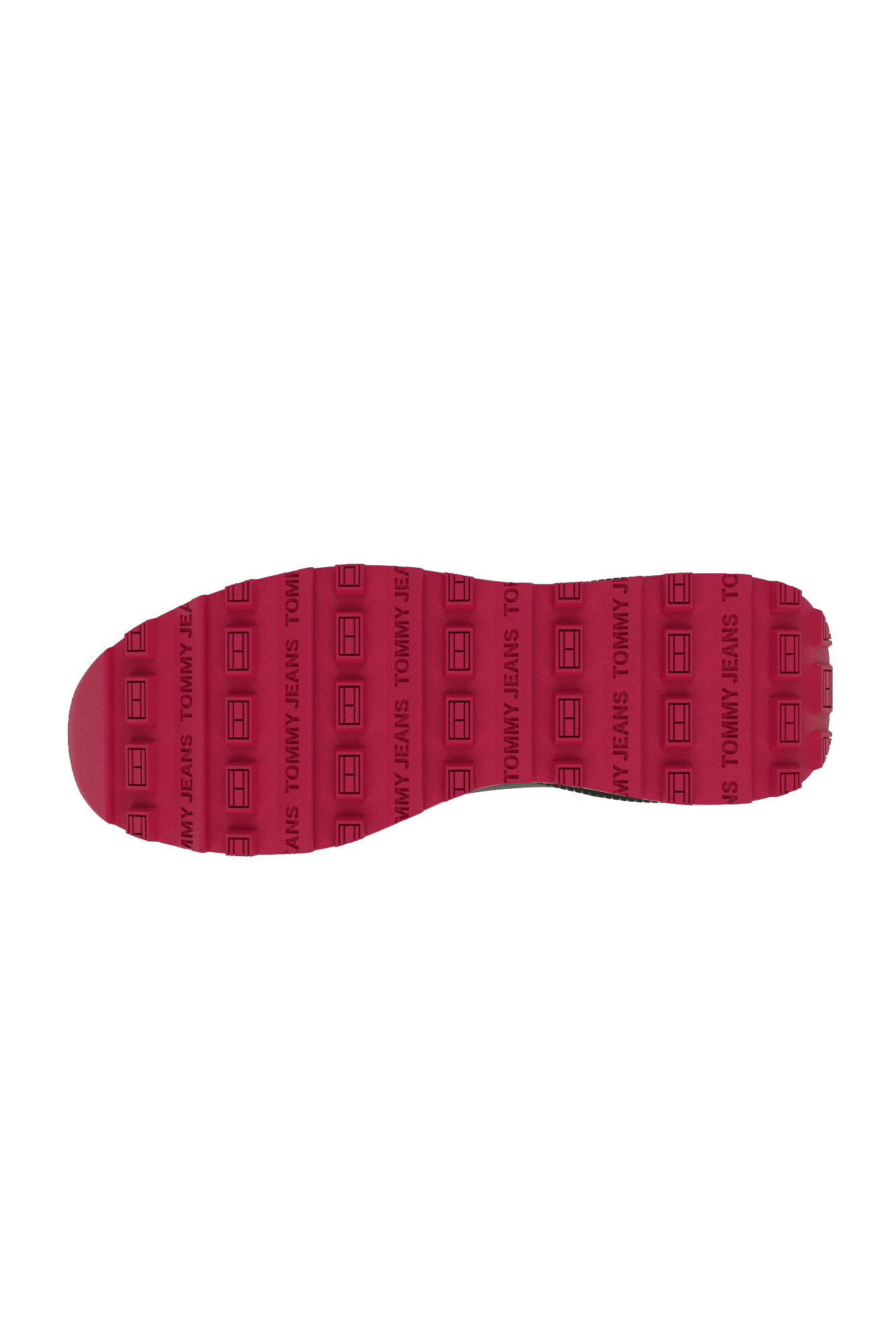 Tênis feminino Tommy Jeans com sola serrilhada.