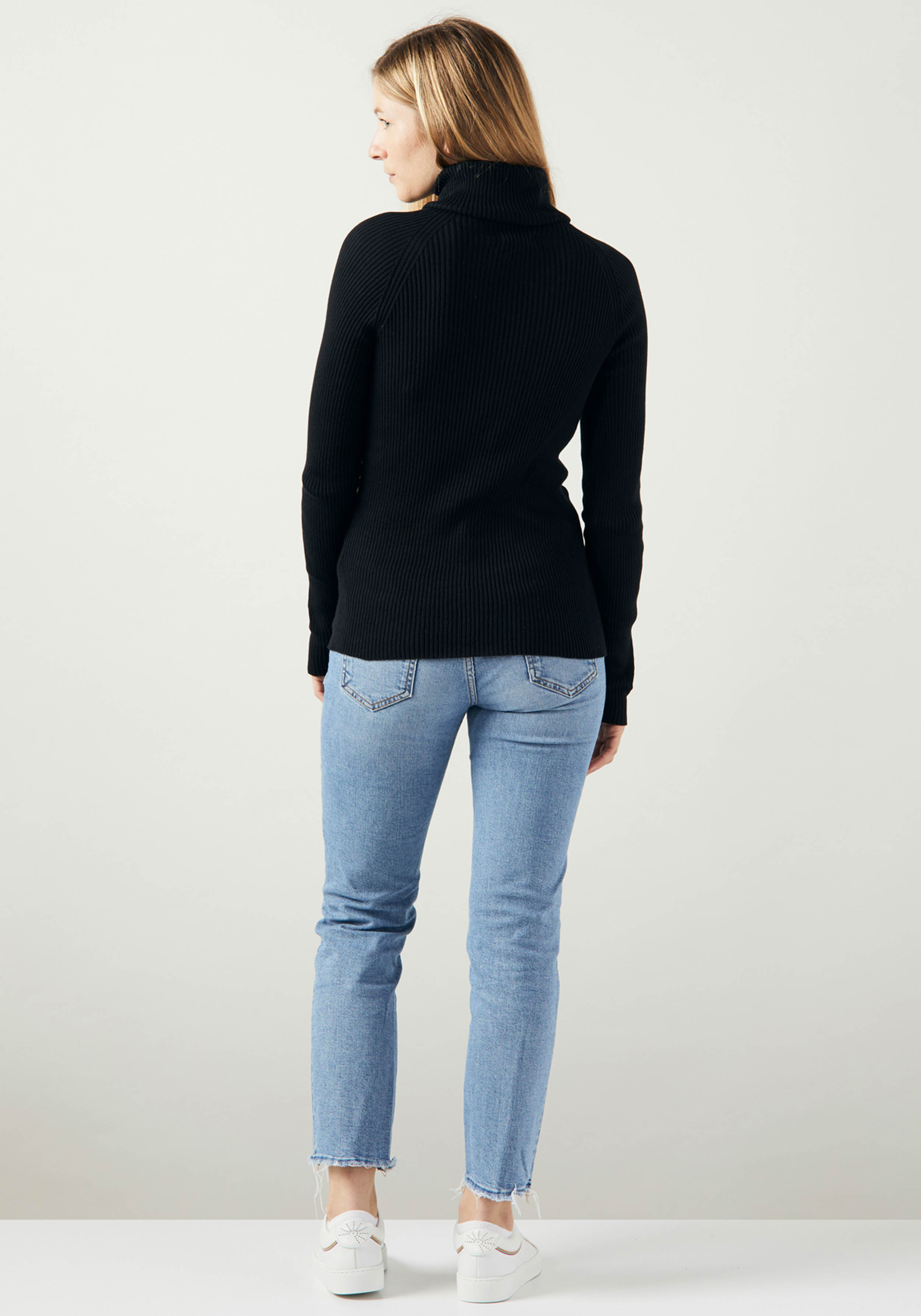 WE ARE ZRCL Damen-Rollkragenpullover Turtleneck Swiss Edition Black