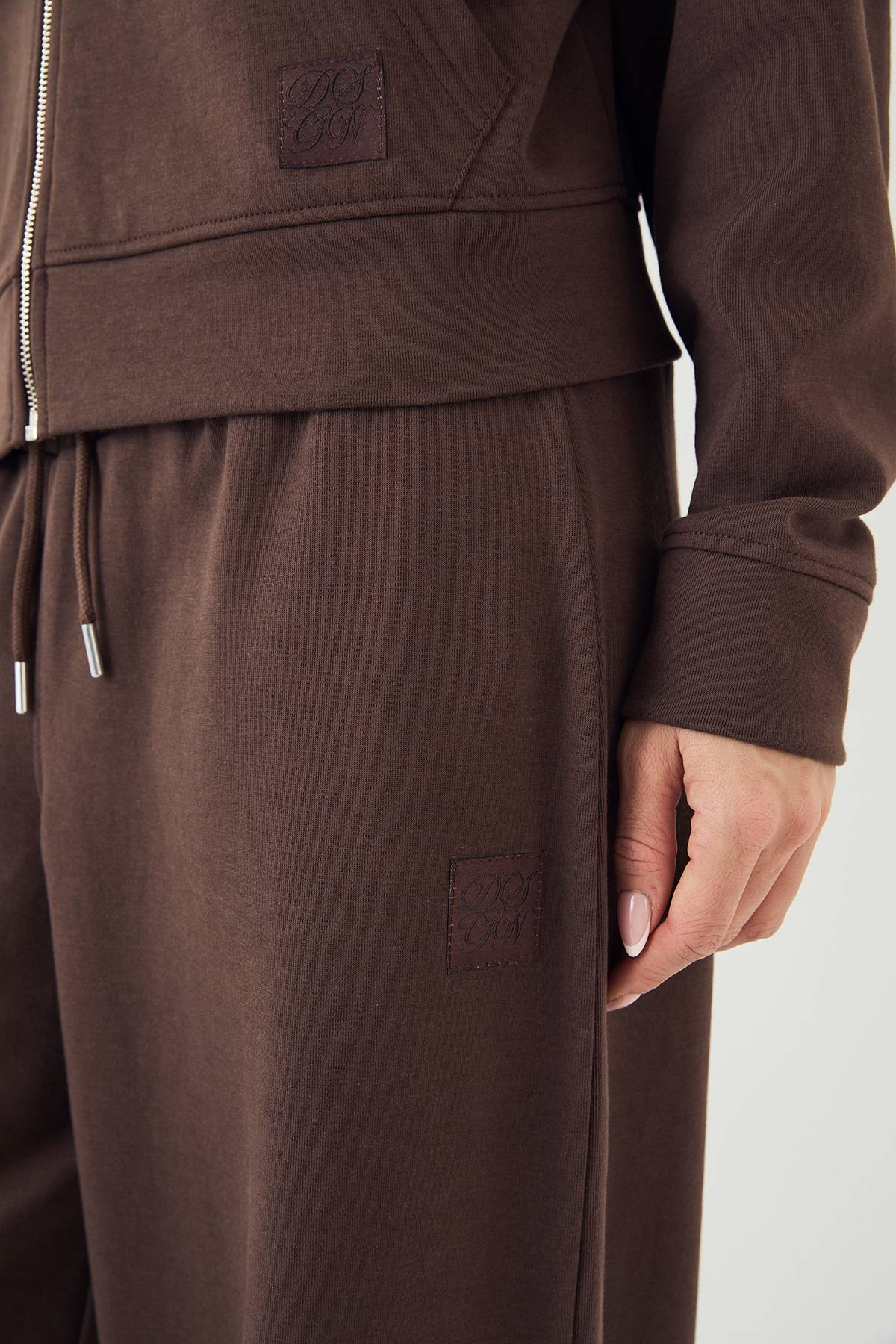 Jogging DSGN Studio à Taille Haute et Jambes Larges