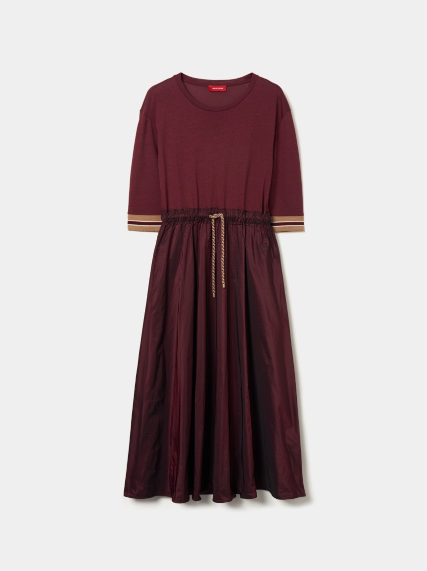 Vestido comprido com algodão