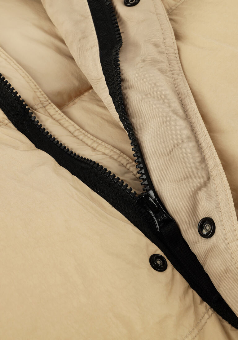 beige stone island gewatteerde jas bomber