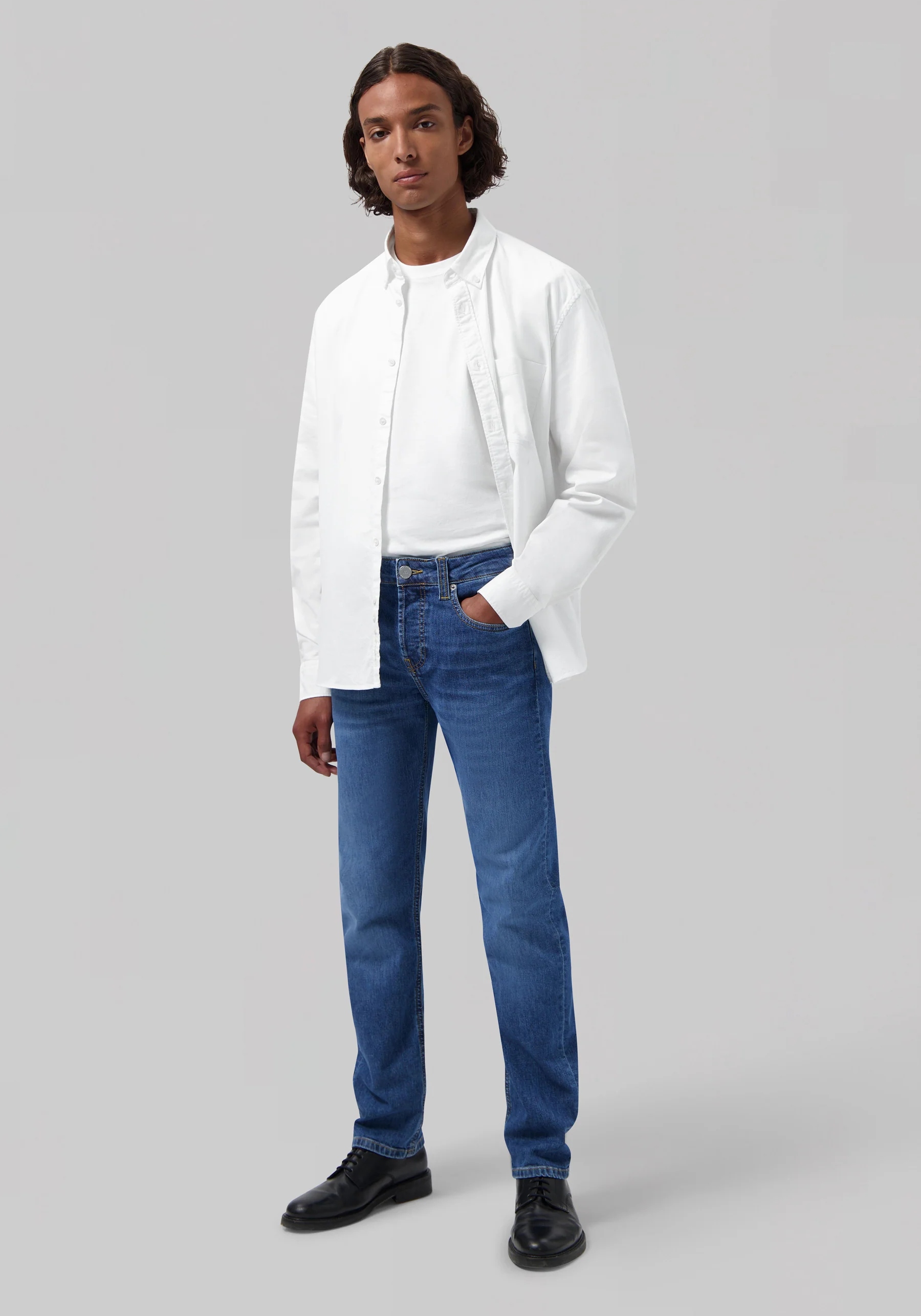 Mud Jeans Herrenjeans Bryce Mid Straight Authentic Indigo