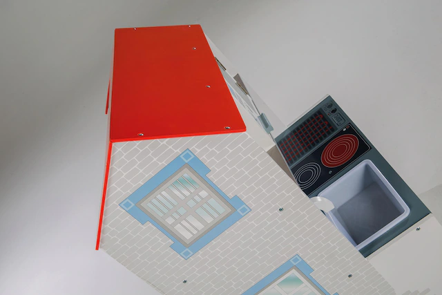 roba® Spielküche »2-in-1, Feuerwehr« mit mehrstöckigem Puppenhaus