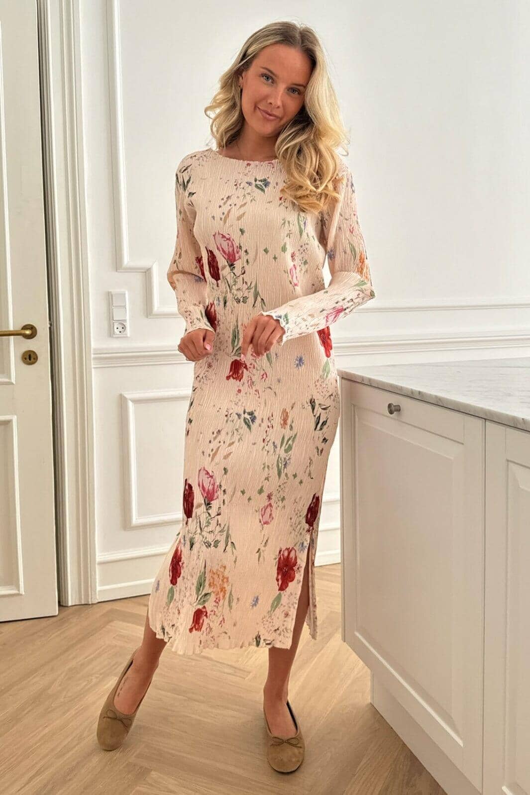 BYIC Odaic Dress beigefp beige flower print