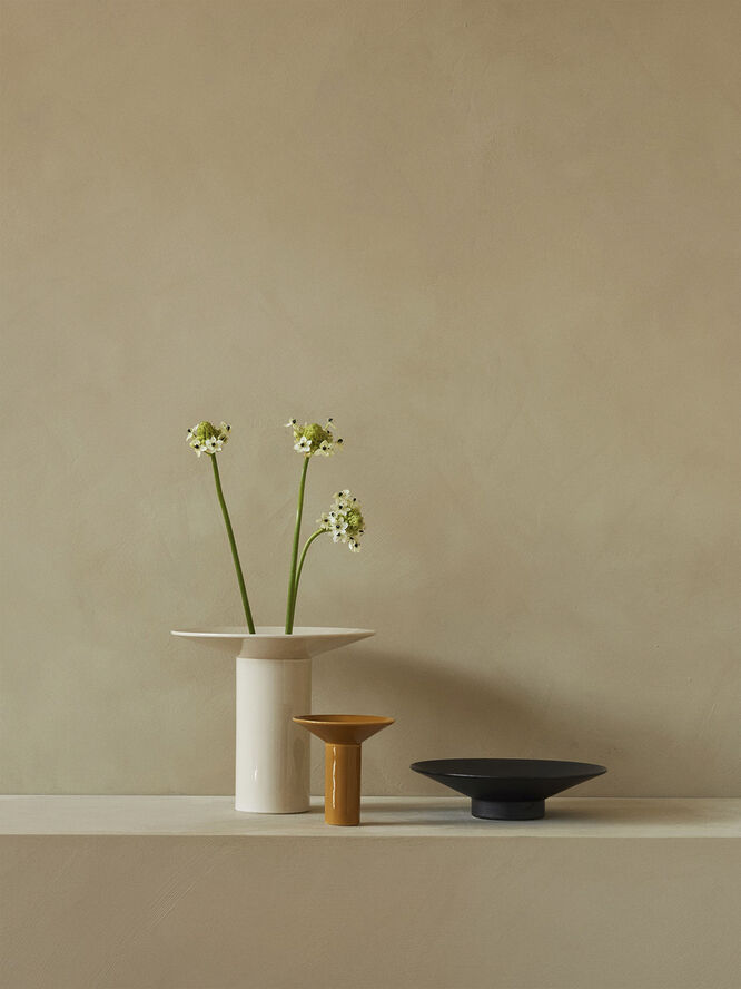 Audo Copenhagen Hana Vase, H26, Ashen