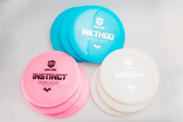 Discgolf DISCMANIA Distance Driver NEO ENIGMA Evolution 12/5/-1/2 Yellow