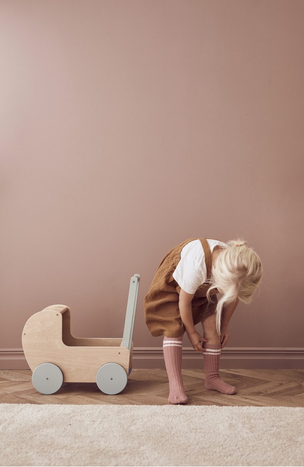 Kids Concept - Dukkevogn i træ (1000558)