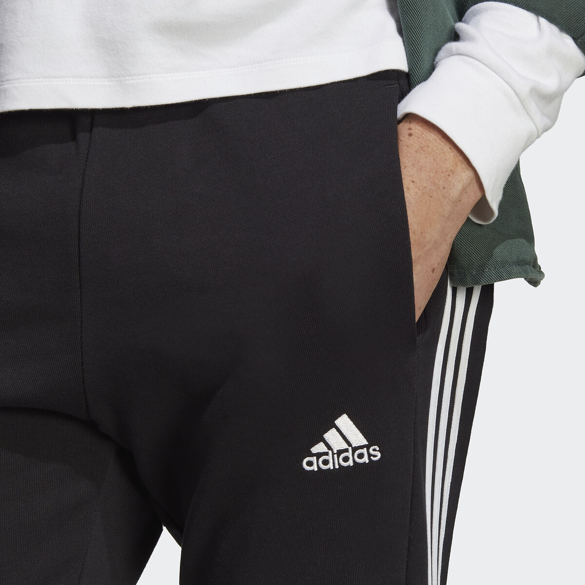 Roupas esportivas Adidas<br>Calças de corrida afuniladas com barra elástica