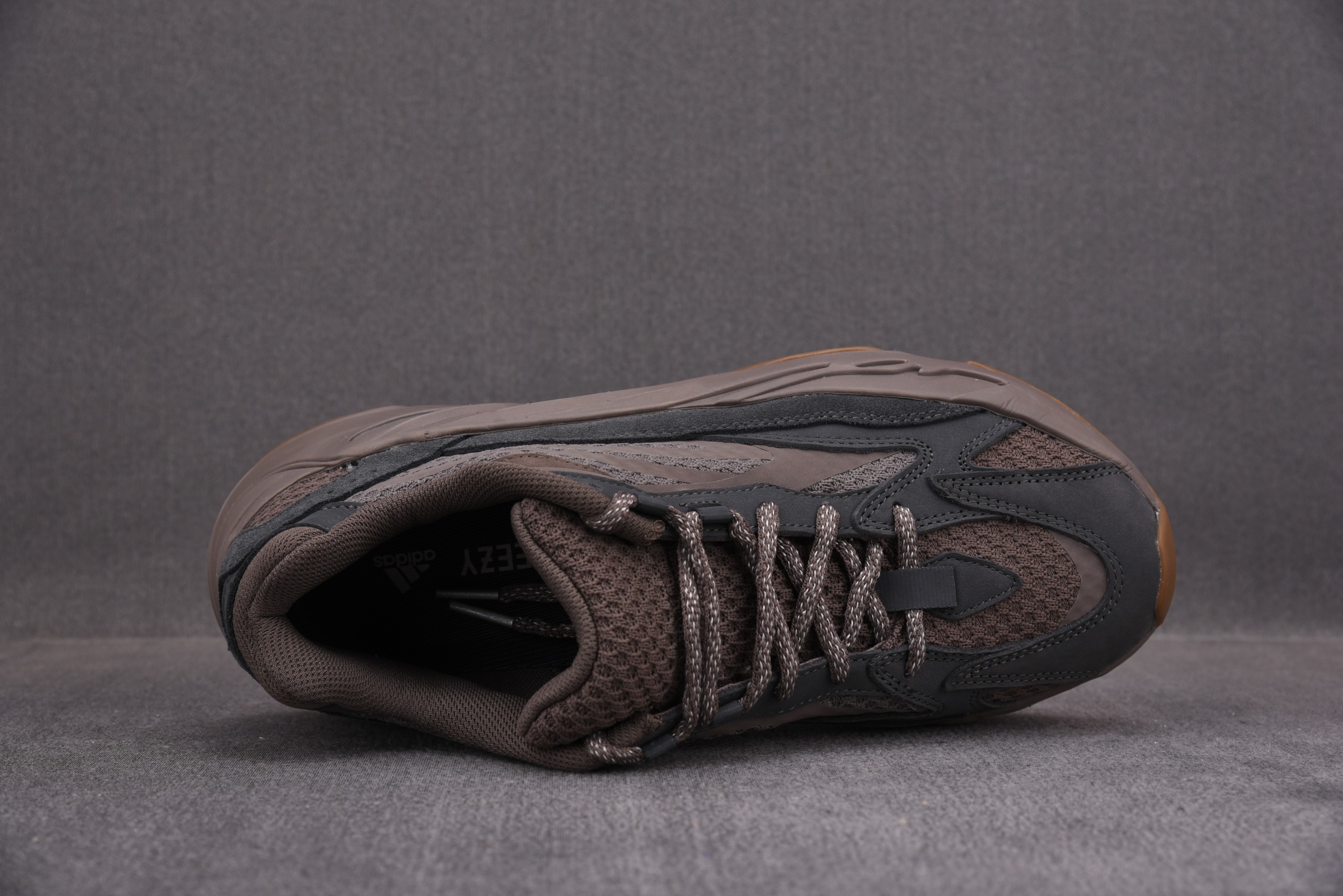 adidas Yeezy Boost 700 V2 Mauve