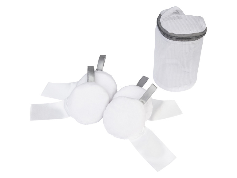 Make-up remover pads