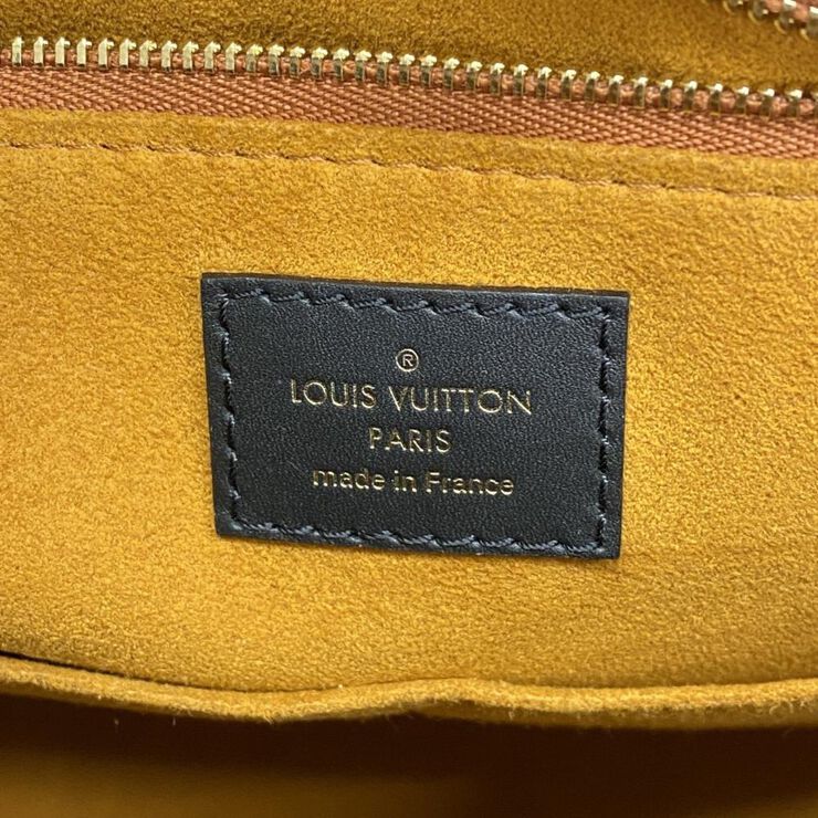 Louis Vuitton Vintage Louis Vuitton Onthego Black
