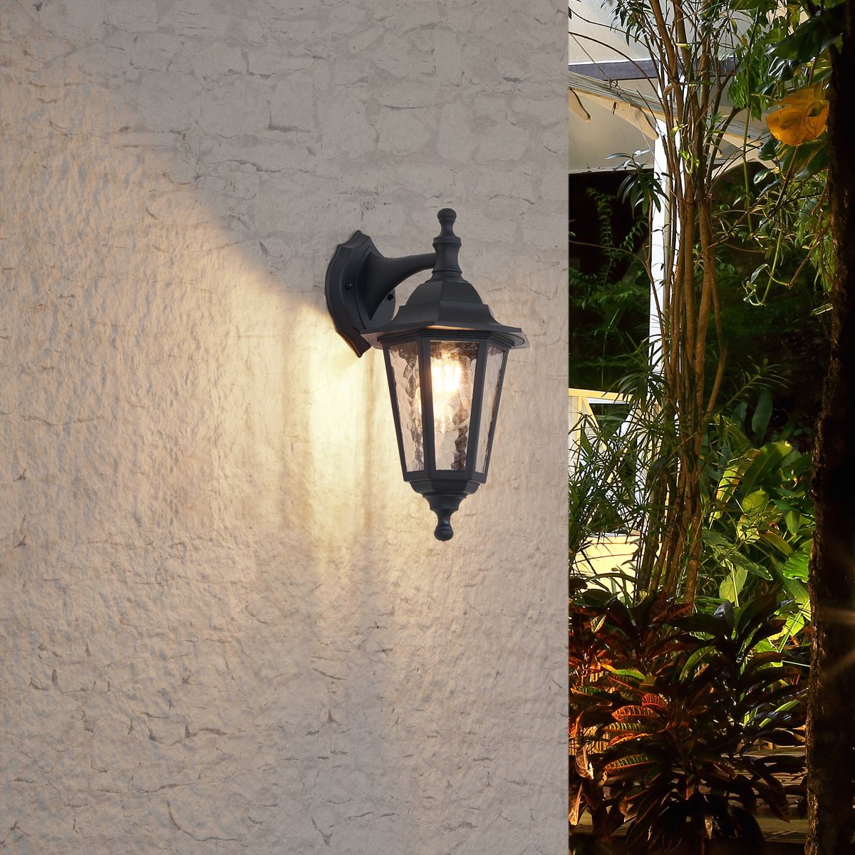 Klassieke buiten wandlamp zwart IP44 - New Haven Hammered