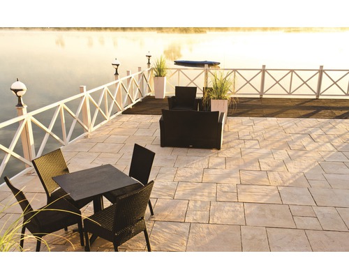 Betonnen terrasplaat India woestijnzand multiformaat dikte 4 cm (1 pallet = 9,72 m² komt overeen met 6 sets van 1,62 m²)