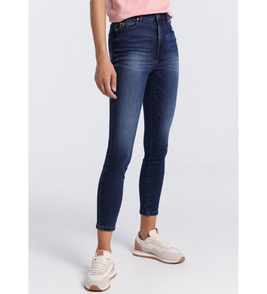 Lois Jeans | Caixa Média