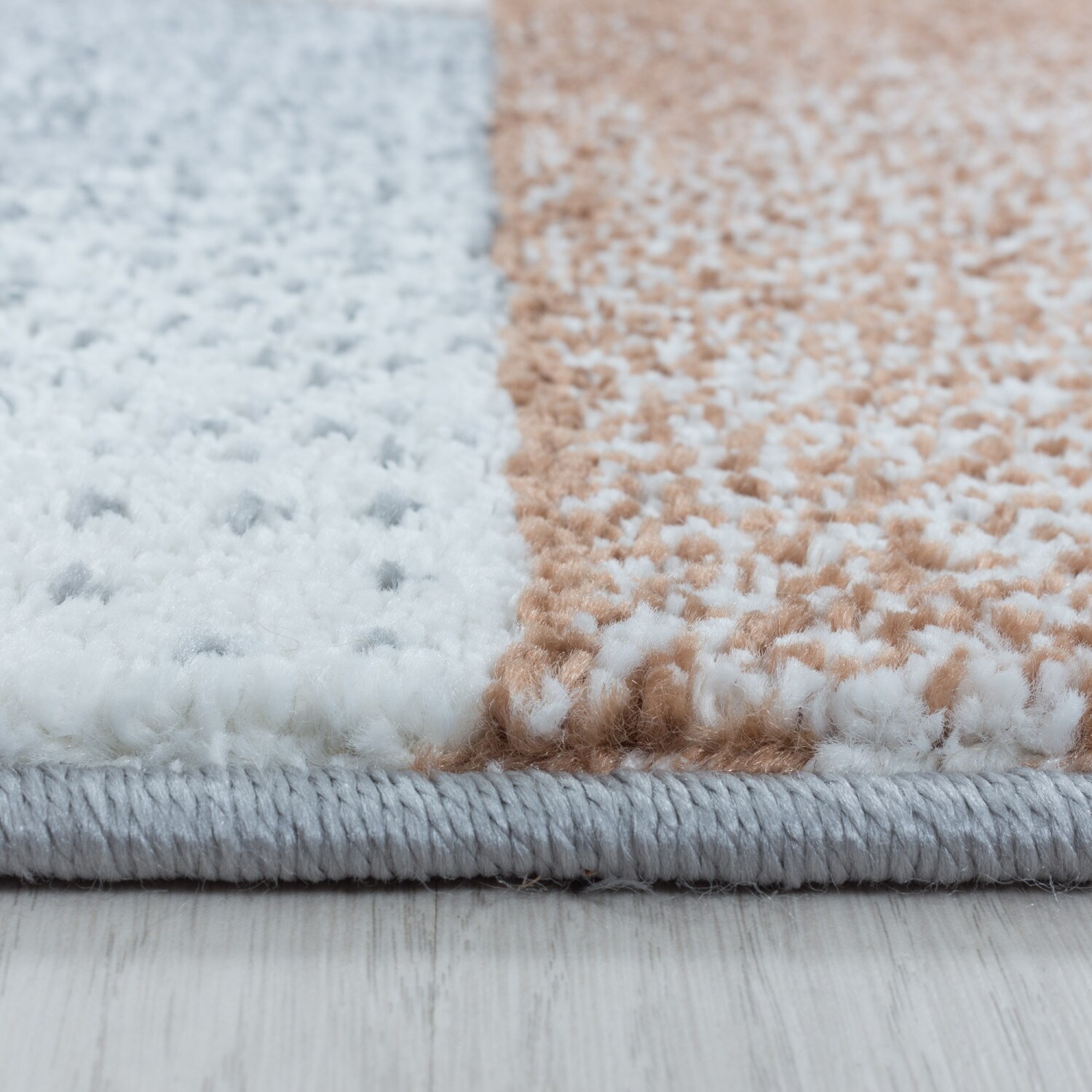 Wunderschöne Kurzflor Teppich, Moderner Designer Teppich rechteckig, Höhe 11 mm