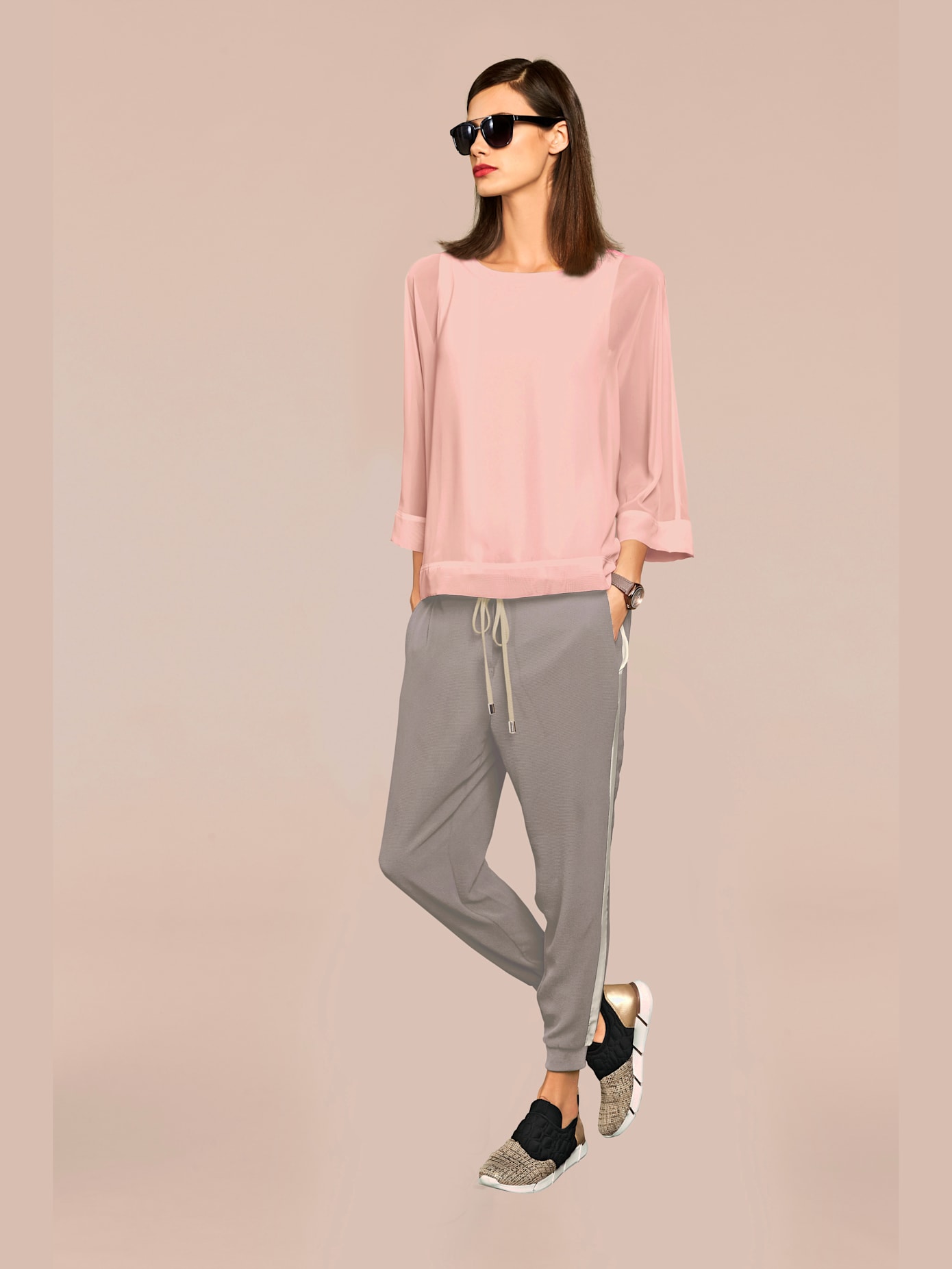 T-shirt look ample tendance