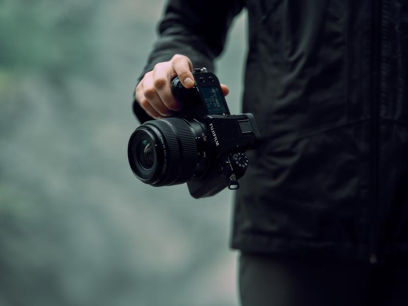 Fujifilm Fotokamera GFX-50S II Body Schwarz Fujifilm GFX 50S II Body More than Full Frame
