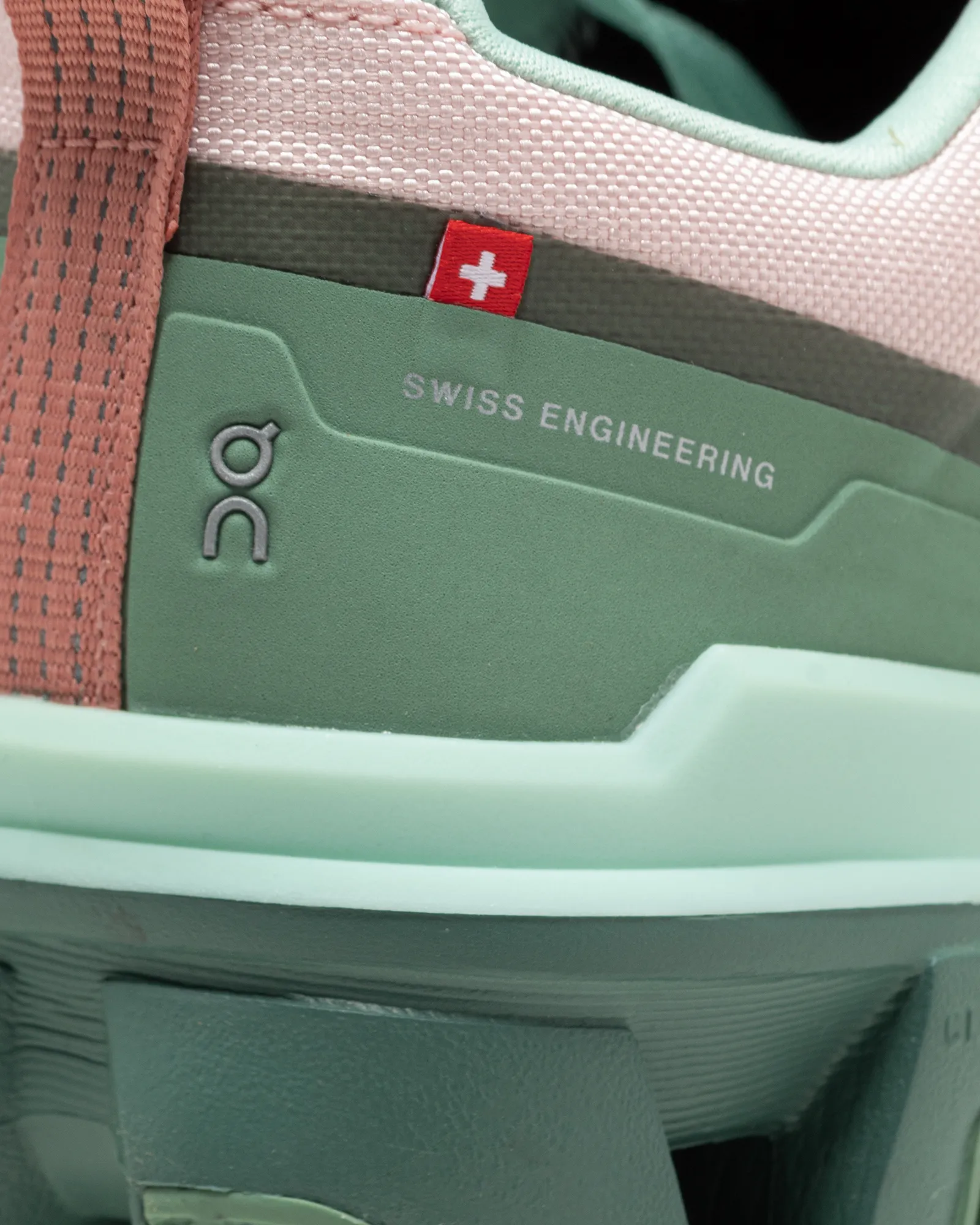 ON Cloudwander Waterproof Women