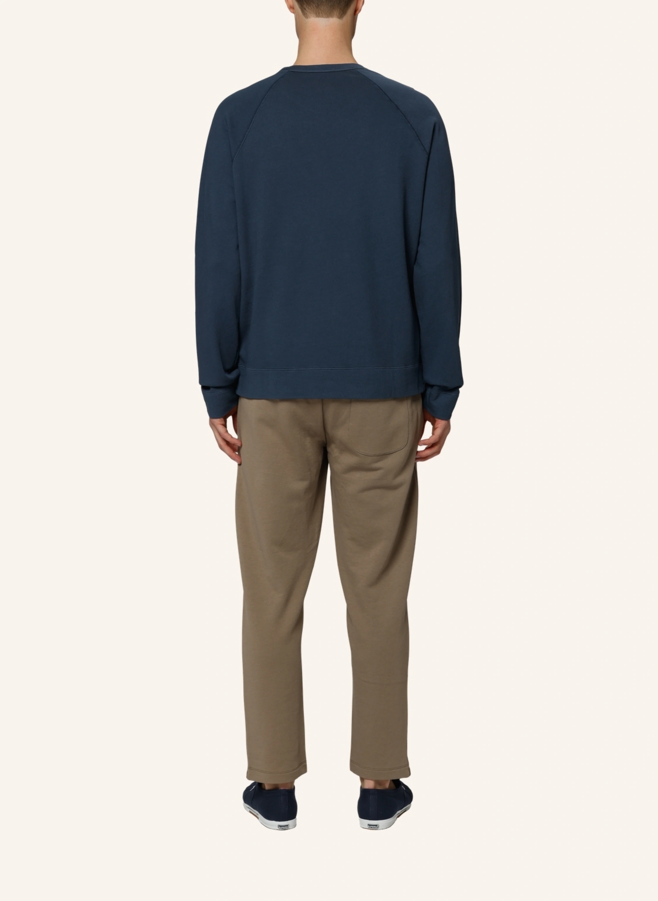 TRUSTED HANDWORK Round Neck 1/1-Sleeve Sweatshirt with Raglan