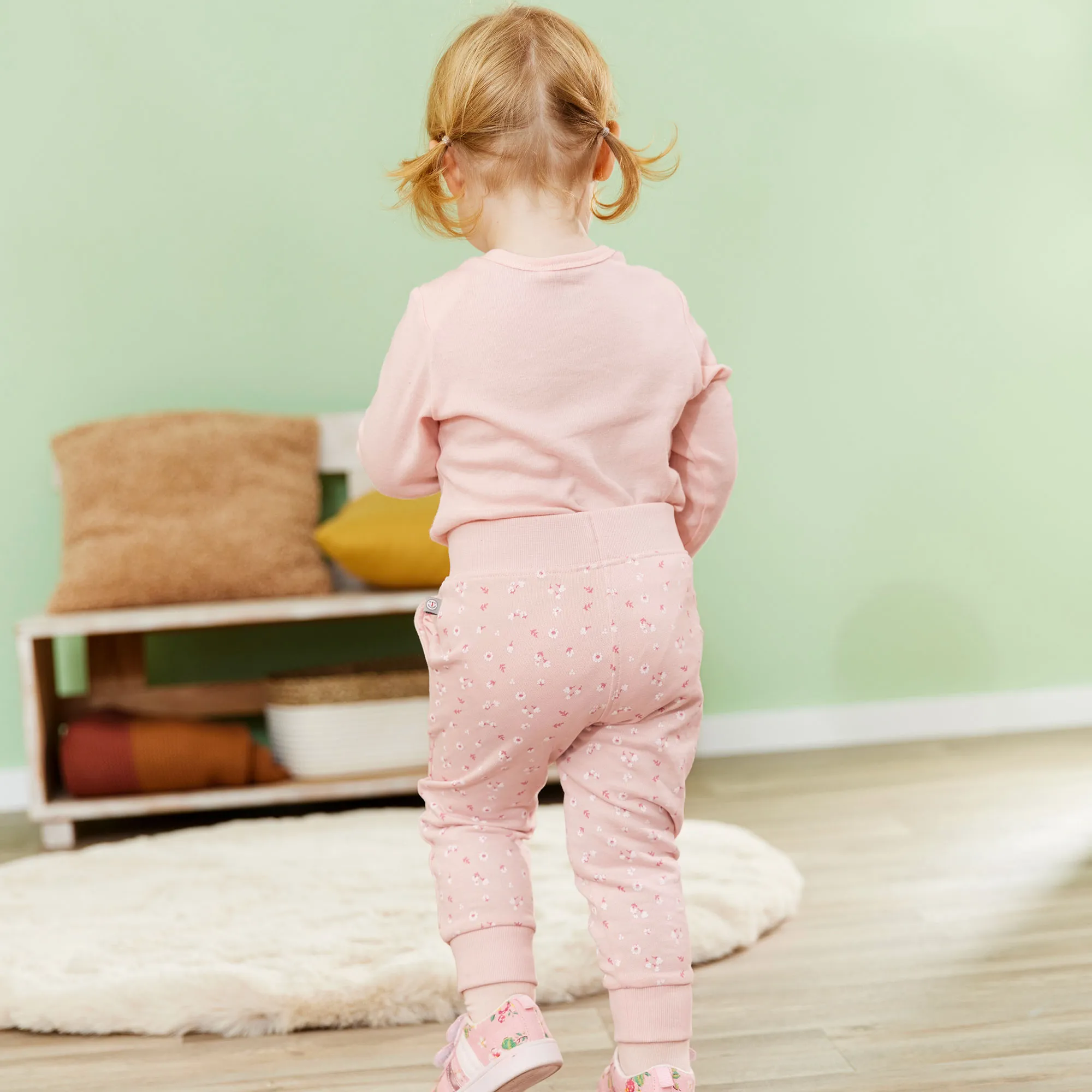 Baby-Mädchen-Jogginghose mit Blumenmuster