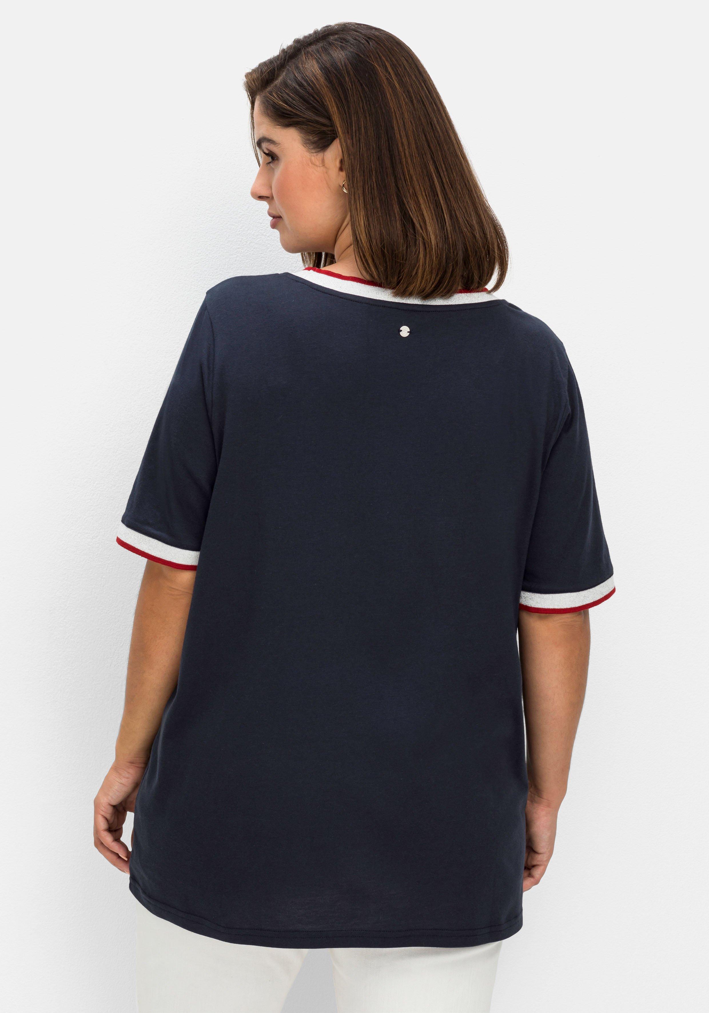Shirt mit Wordingprint und Kontrastbündchen