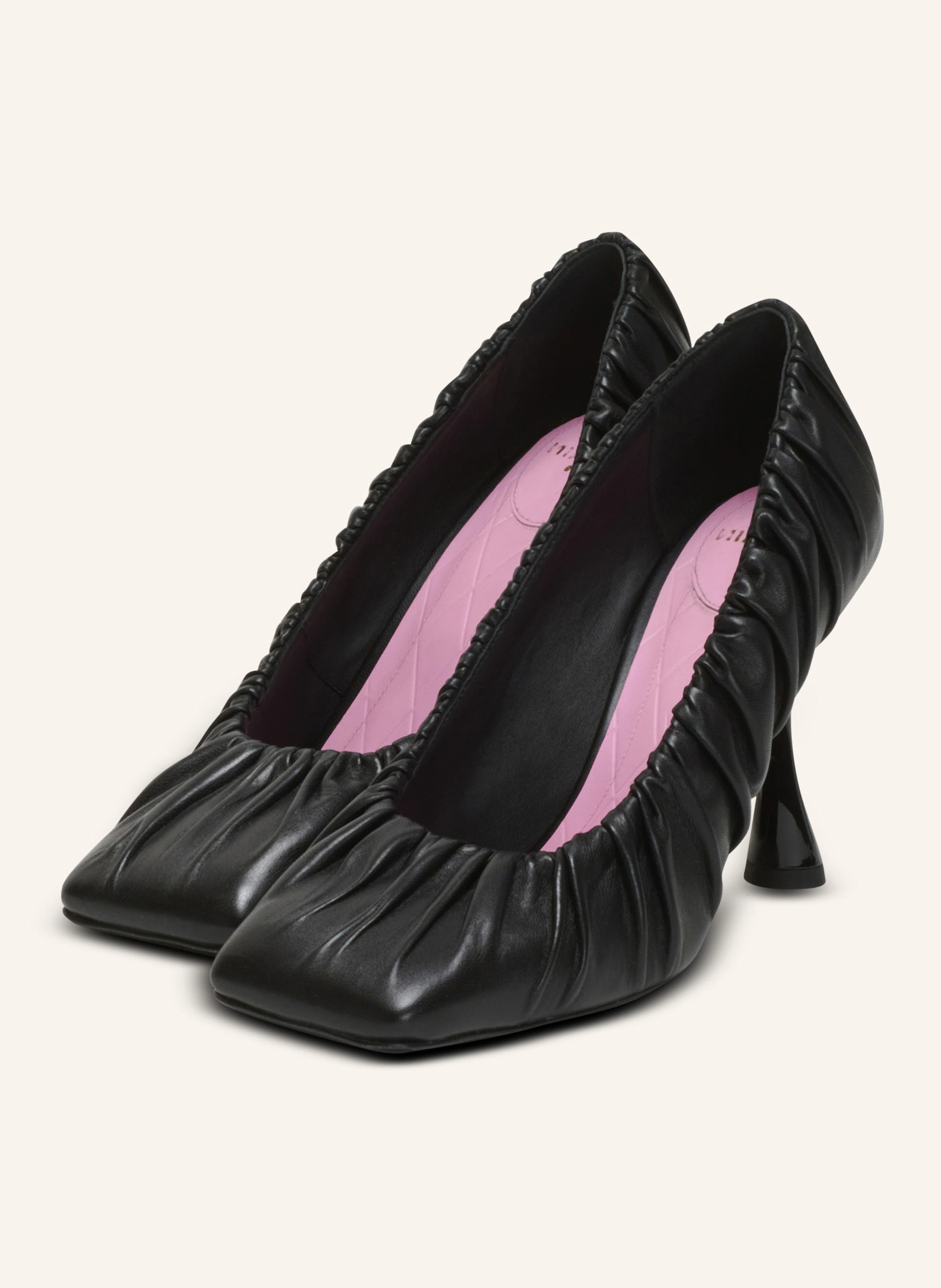 BALMAIN Pumps Eden aus gerafftem Lammleder