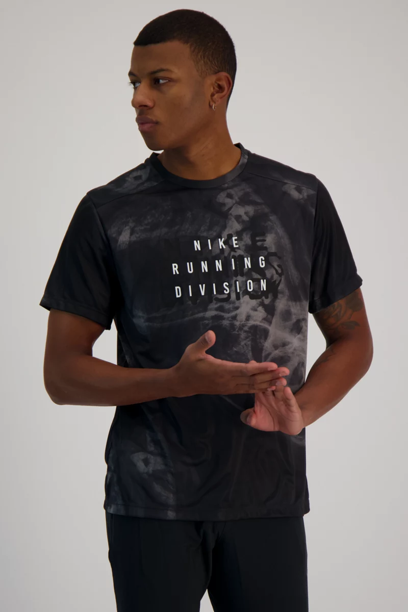 Nike Dri-FIT Run Division Rise 365 Herren T-Shirt