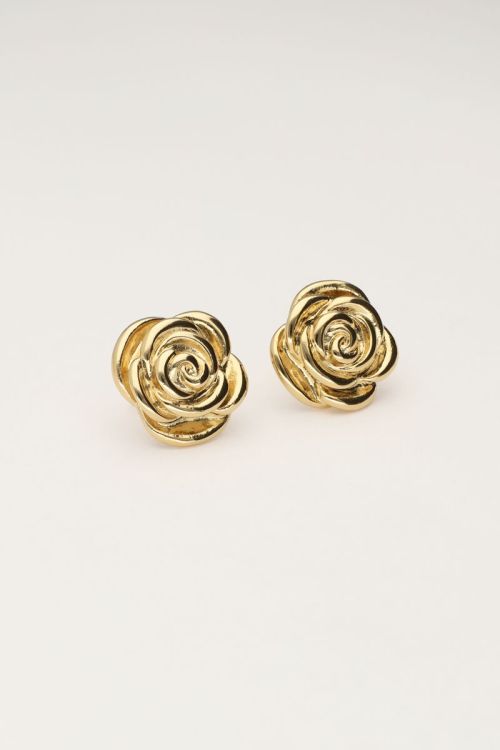 Vintage statement studs roos