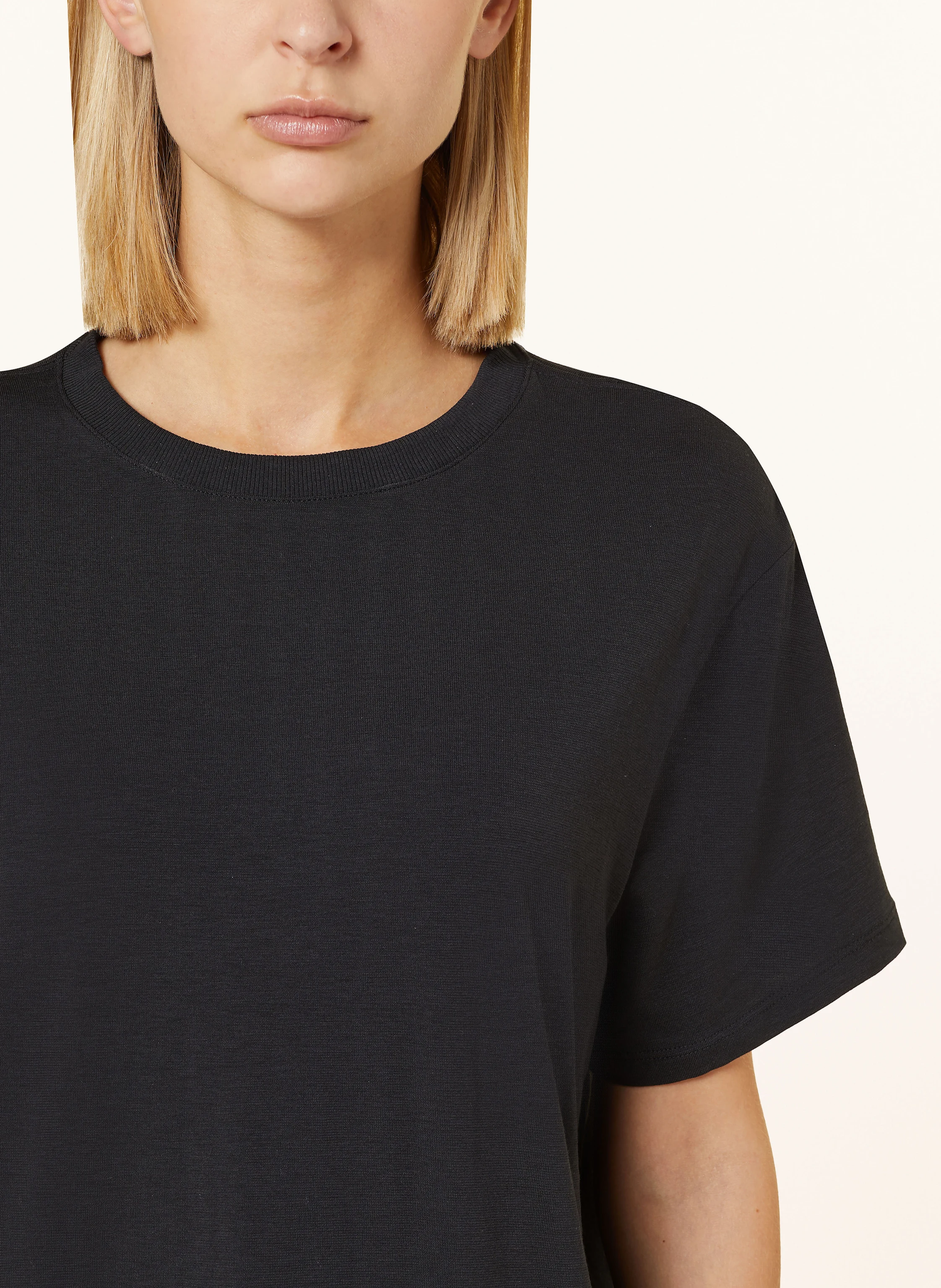 Nike T-Shirt ONE RELAXED