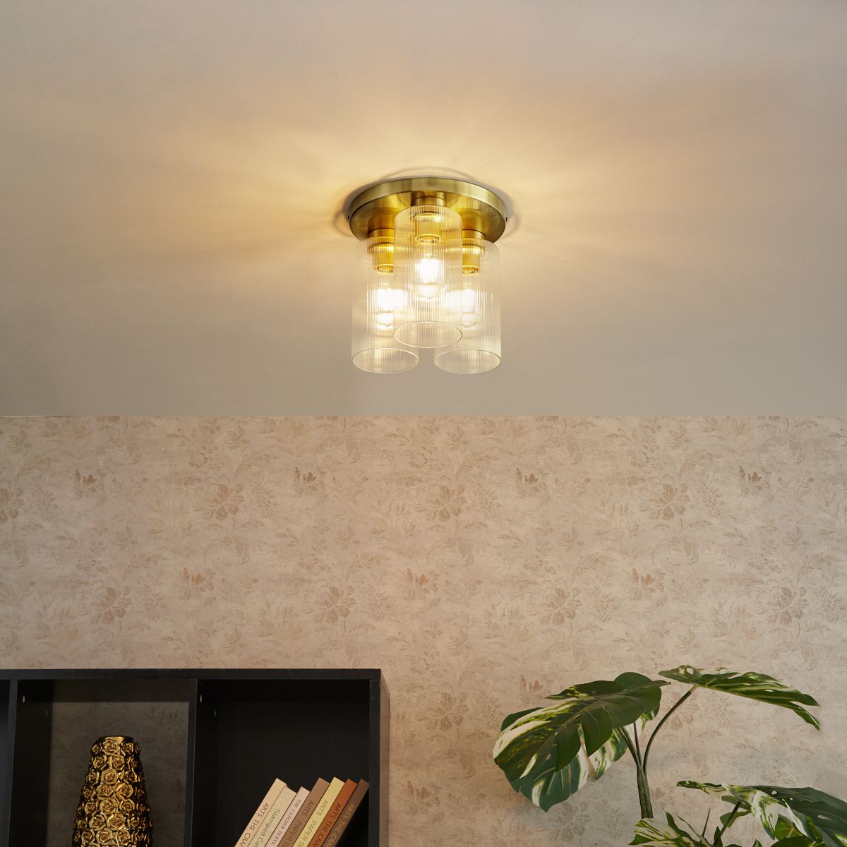Art Deco plafondlamp goud met glas 3-lichts - Laura