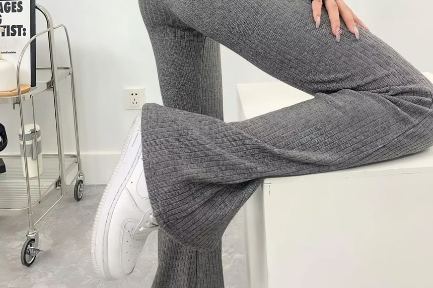 Asiris - Hoge taille, slim-fit, geribbelde broek met bootcut-hals