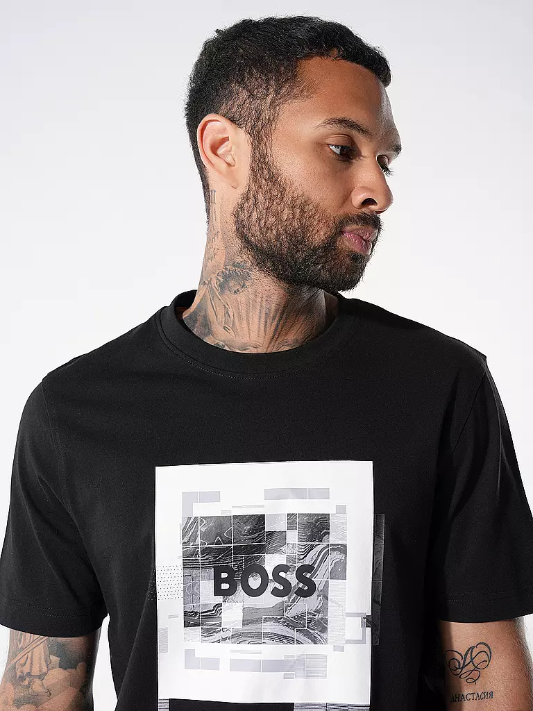 BOSS T-Shirt schwarz