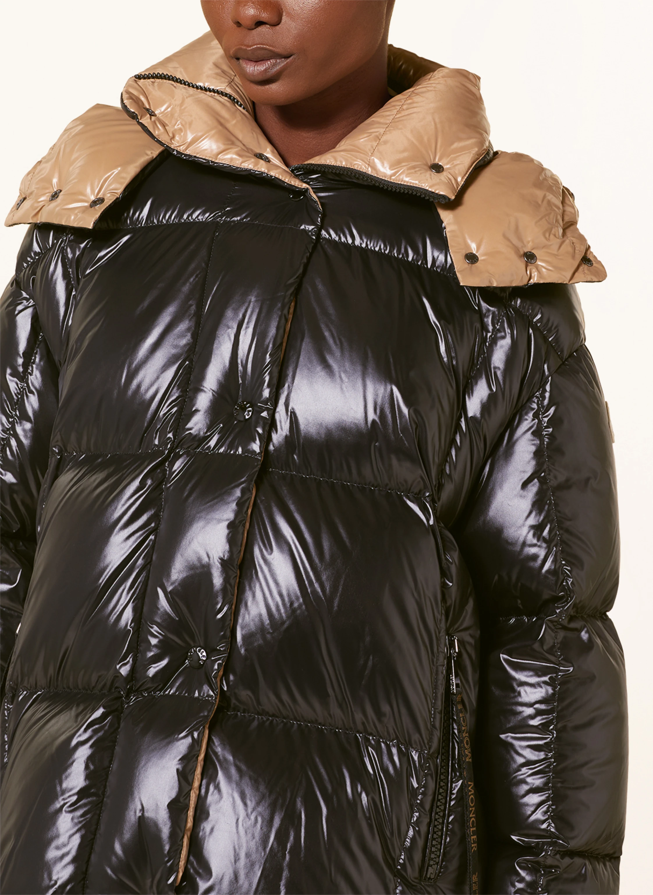 MONCLER Daunenjacke PARANA mit abnehmbarer Kapuze