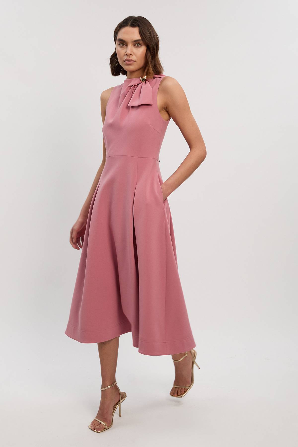 KarenMillen Robe Midi Ajustée à Détail Nœud Papillon au Col en Tissu Stretch Compact