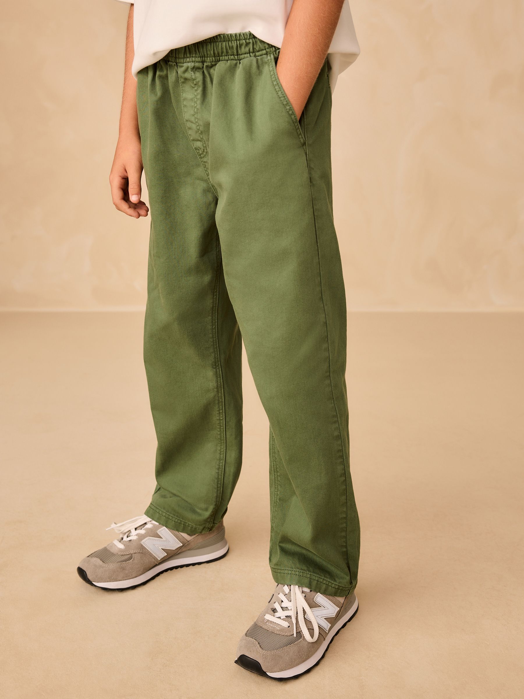 Kakigroen - Twill jeans met aantrekkoord (3-16jr)