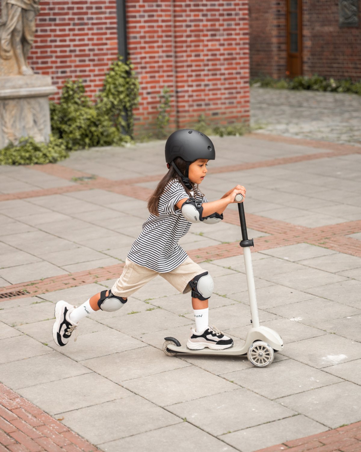 Scoot and Ride Highwaykick 3S Sparkesykkel – med LEDlys i hjul | Barn 3år+