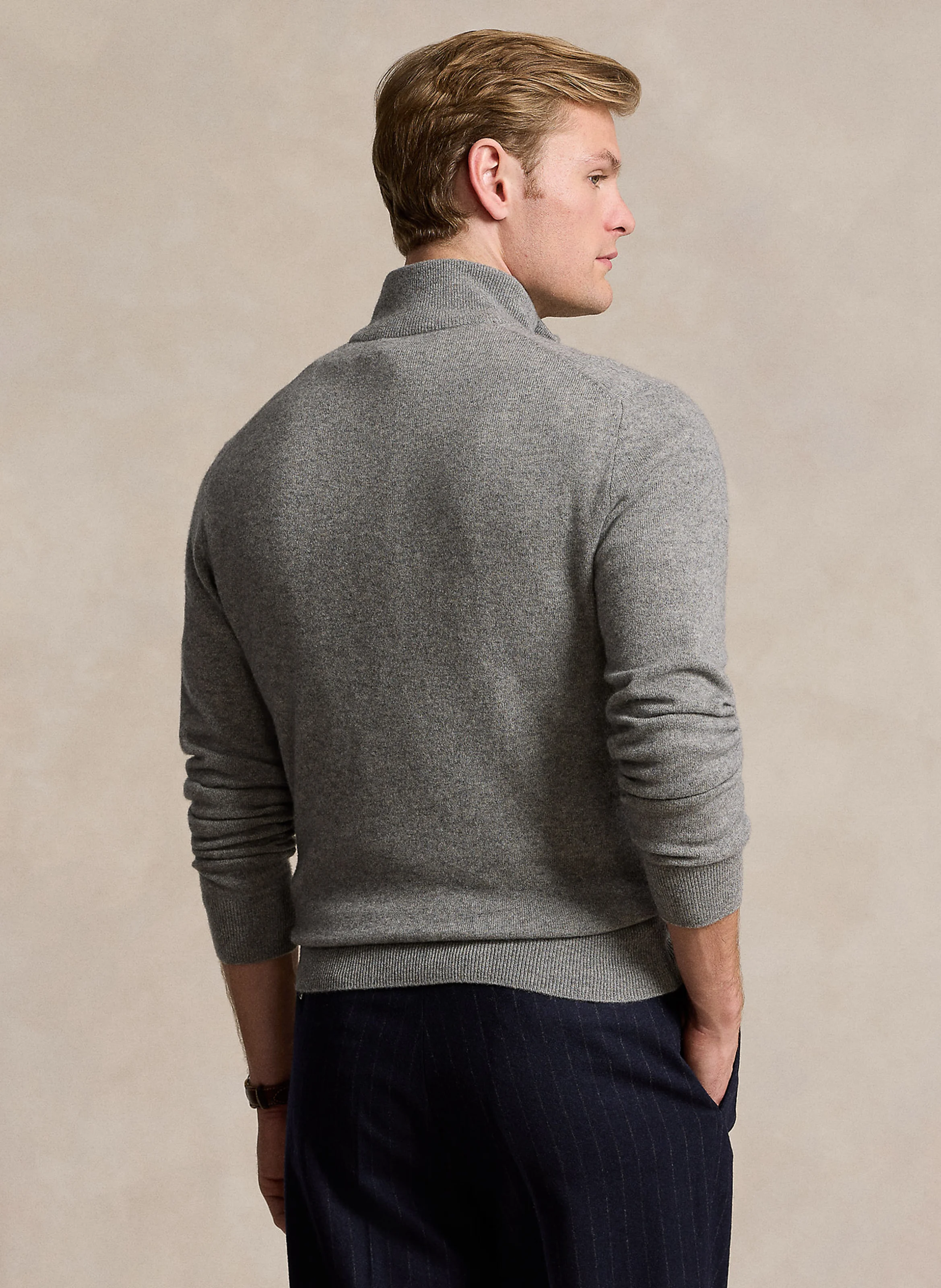 Pull col montant regular-fit brodé en laine mérinos | Gris