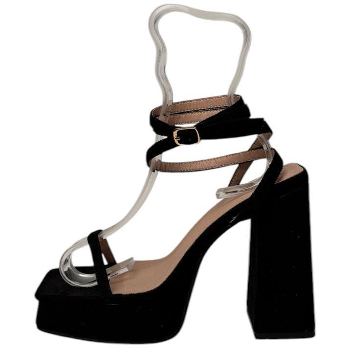 Chic Pltfm Strp Sndl Ld99