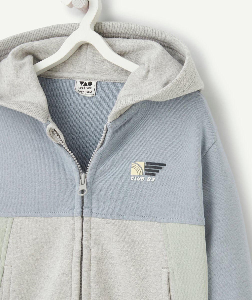 GILET À CAPUCHE GARÇON EN COTON BIO GRIS VERT ET BLEU THÈME SPORT