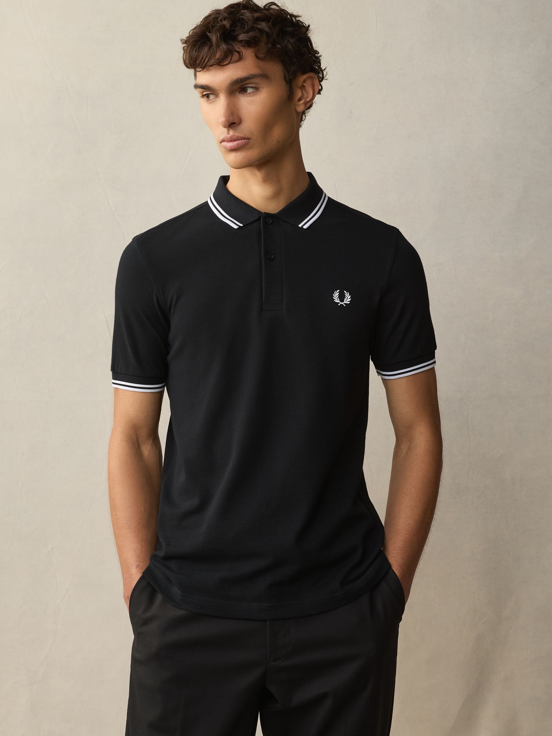 Zwart/wit - Fred Perry poloshirt met gestreepte rand